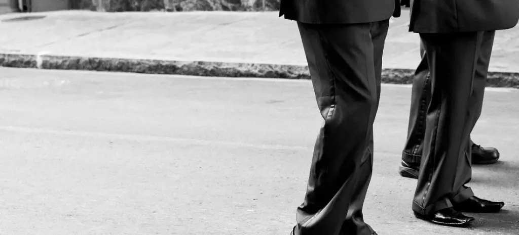 What Shoes to Wear to a Funeral: A Compassionate Guide to Funeral Footwear