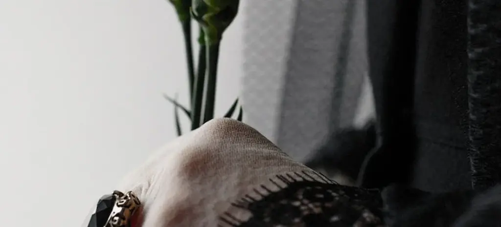 How Long After Death Is a Funeral Typically Held? A Complete Timeline Guide