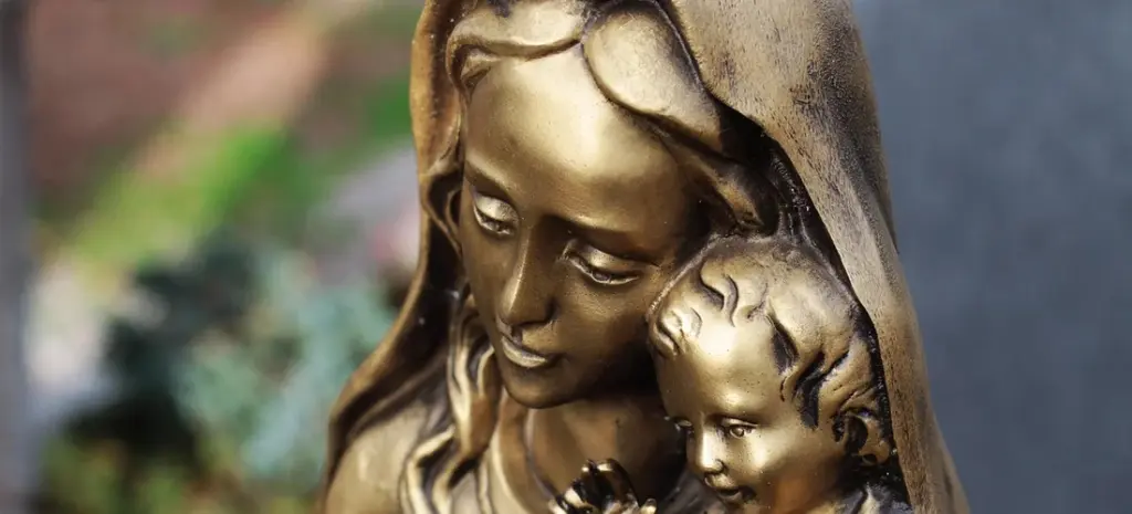 How to Choose a Funeral Home: Understanding Services with Care