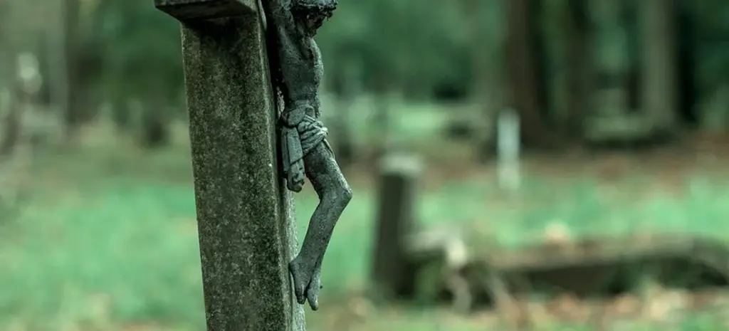 Financial Responsibility for Funeral Costs: Executor Duties and Arrangements for Homeless Individuals